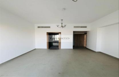 Apartment - 1 - 2 for rent in L'Olivier Residence - International City Phase 2 - Dubai