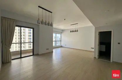 Apartment - 2 Bedrooms - 3 Bathrooms for sale in Rimal 3 - Rimal - Jumeirah Beach Residence - Dubai