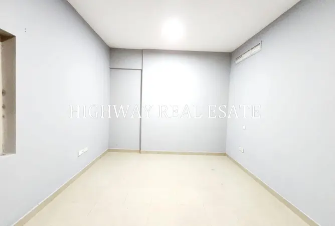 151894385 - Property Image 2