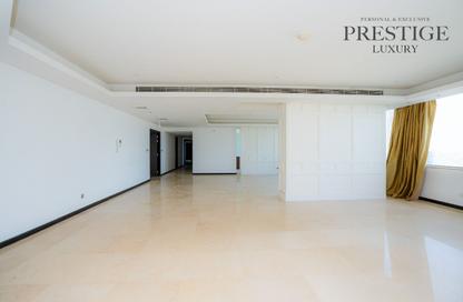 Apartment - 4 - 5 for sale in Sky Gardens - DIFC - Dubai