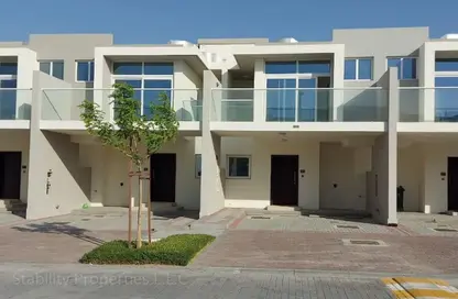 Townhouse - 3 Bedrooms - 4 Bathrooms for rent in Albizia - Damac Hills 2 - Dubai