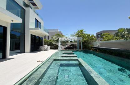 Villa - 7 - 7+ for rent in District 6 - Jumeirah Park - Dubai