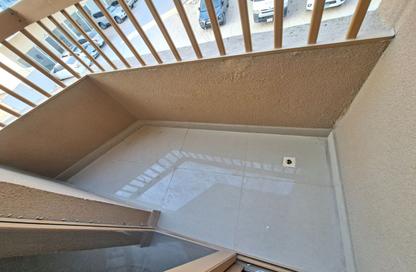 Apartment - 1 - 1 for rent in Muwailih Building - Muwaileh - Sharjah