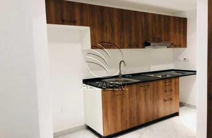 Apartment - Studio - 1 Bathroom for sale in Oasis 1 - Oasis Residences - Masdar City - Abu Dhabi