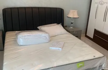 Apartment - 1 Bedroom - 2 Bathrooms for rent in Miraclz Tower by Danube - Arjan - Dubai