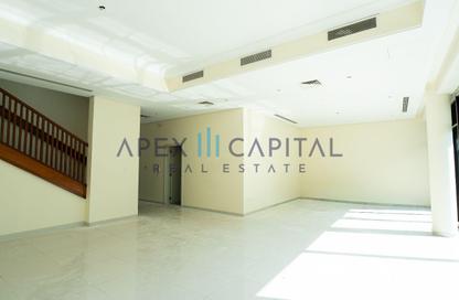 Townhouse - 3 - 4 for rent in Richmond - Damac Hills - Dubai