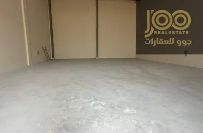 Warehouse - Studio - 1 Bathroom for rent in Umm Al Thuoob - Umm Al Quwain