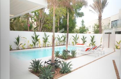 Villa - 5 - 6 for sale in Meadows 9 - Meadows - Dubai Villa - 5 - 6 for sale in Meadows 9 - Meadows - Dubai