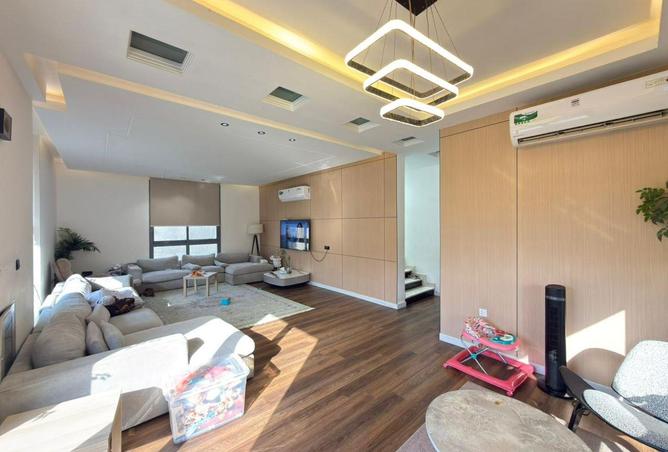 103243933 - Property Image 3