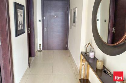 Apartment - 1 Bedroom - 2 Bathrooms for sale in Bahwan Tower Downtown - Downtown Dubai - Dubai