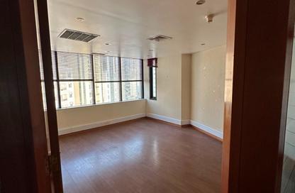Office Space - Studio - 1 for rent in Al Ferasa Tower - Al Majaz 1 - Al Majaz - Sharjah