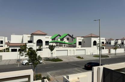 Villa - 3 Bedrooms - 4 Bathrooms for rent in Fay Al Reeman II - Al Shamkha - Abu Dhabi