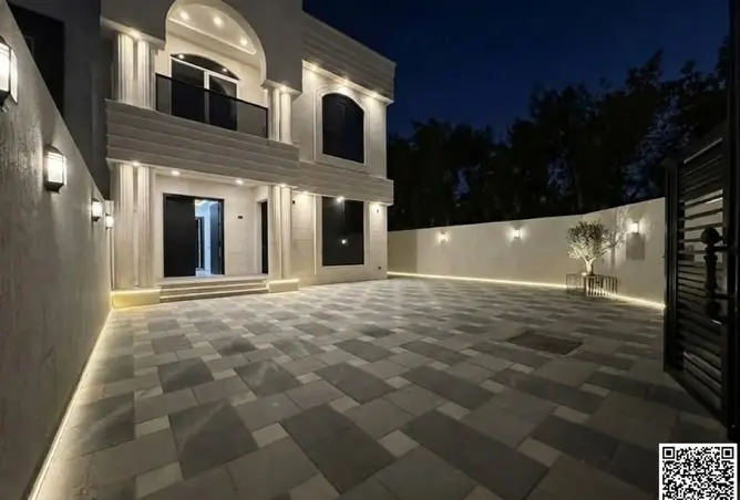 160969501 - Property Image 2