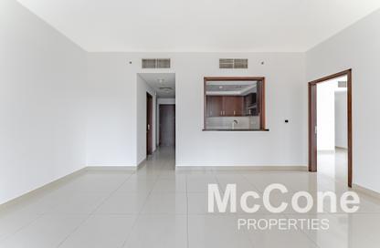Apartment - 3 Bedrooms - 3 Bathrooms for rent in BLVD Heights Tower 2 - BLVD Heights - Downtown Dubai - Dubai