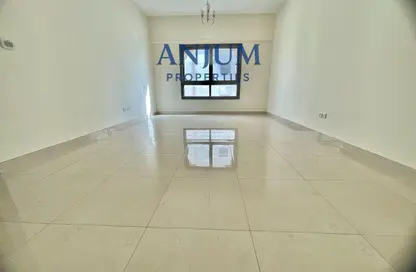 شقة - غرفة نوم - 2 حمامات للايجار في الجداف - دبي