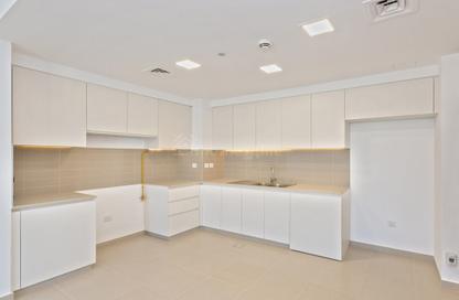 Apartment - 2 Bedrooms - 2 Bathrooms for rent in Hayat Boulevard 2A - Hayat Boulevard 2 - Hayat Boulevard - Town Square - Dubai