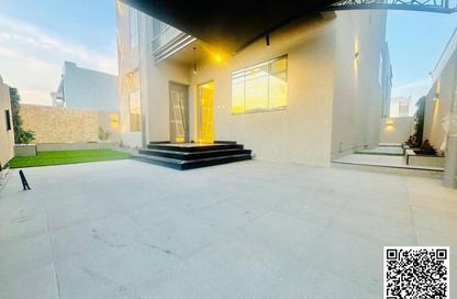 Apartment - 5 Bedrooms - 7 Bathrooms for rent in Al Zaheya Gardens - Al Zahya - Ajman