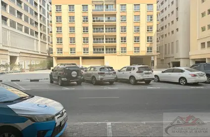 Apartment - 1 Bedroom - 2 Bathrooms for rent in SG Muwaileh Building - Muwaileh - Sharjah
