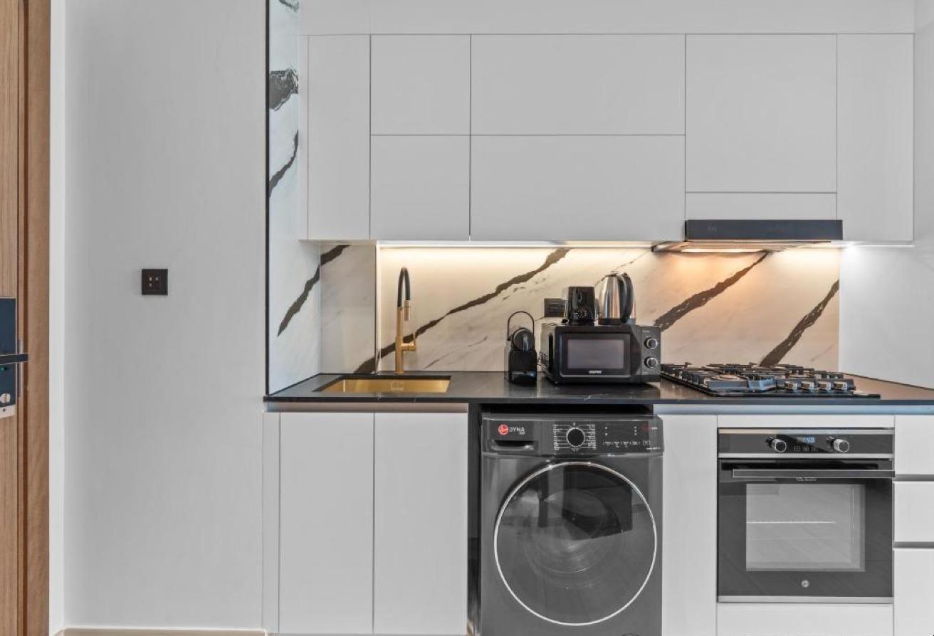Furnished Studio | Trillionaire Residences | Rent photo 3