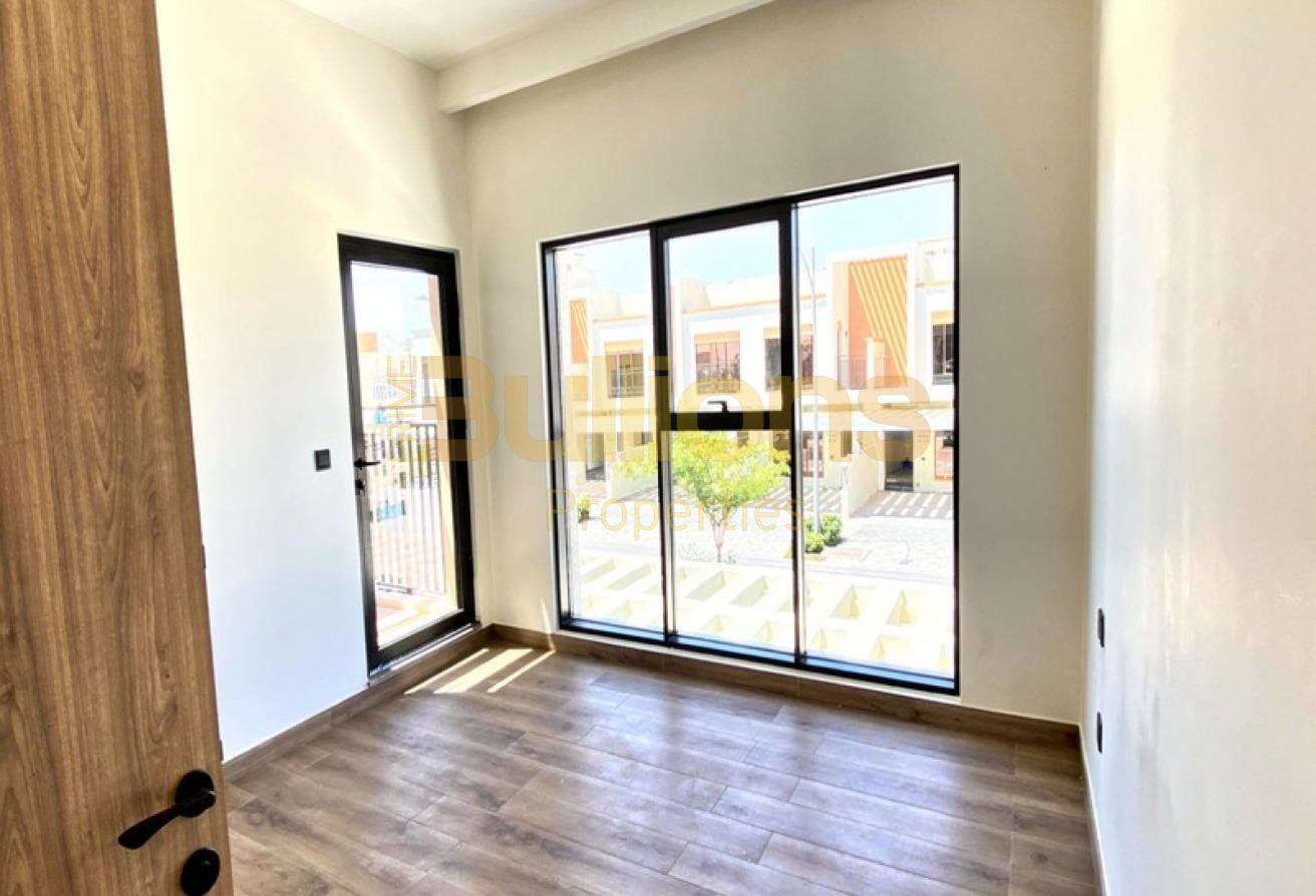 Lagoon View | Corner Unit | Prime Location photo 3