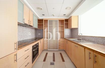 Apartment - 2 Bedrooms - 3 Bathrooms for rent in Fairfield Tower - Park Island - Dubai Marina - Dubai