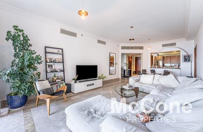 Apartment - 2 - 3 for sale in The Fairmont Palm Residence South - The Fairmont Palm Residences - Palm Jumeirah - Dubai