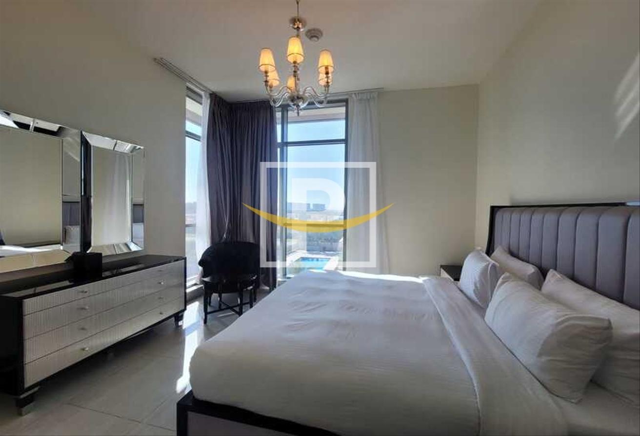 Furnished | Super Spacious | Prime Living photo 6