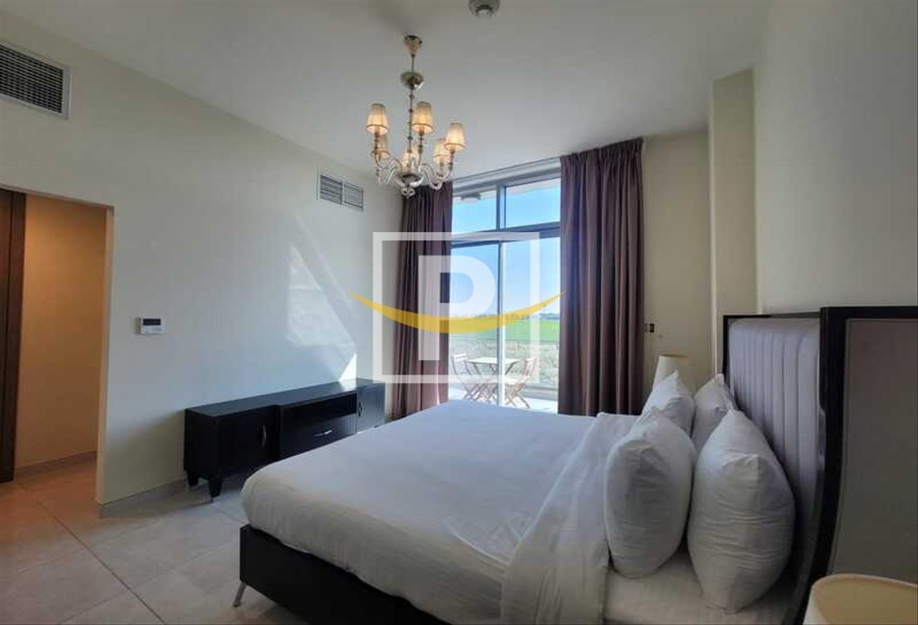 Furnished | Super Spacious | Prime Living photo 4