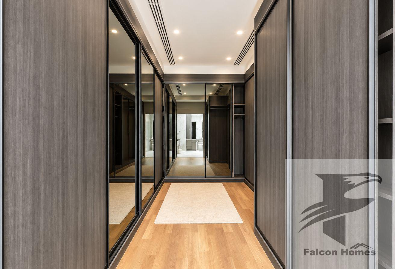 Modern 6BR Villa | Private Pool and Elevator photo 18