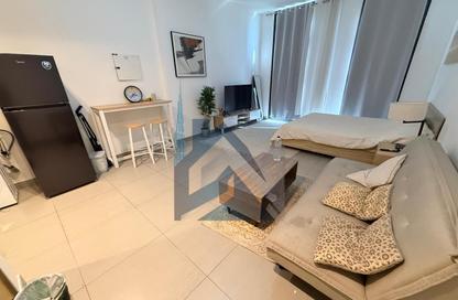 Apartment - Studio - 1 Bathroom for rent in Al Mamsha - Muwaileh - Sharjah