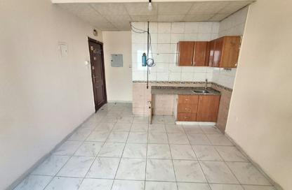 Apartment - Studio - 1 for rent in Fire Station Road - Muwaileh - Sharjah Apartment - Studio - 1 for rent in Fire Station Road - Muwaileh - Sharjah