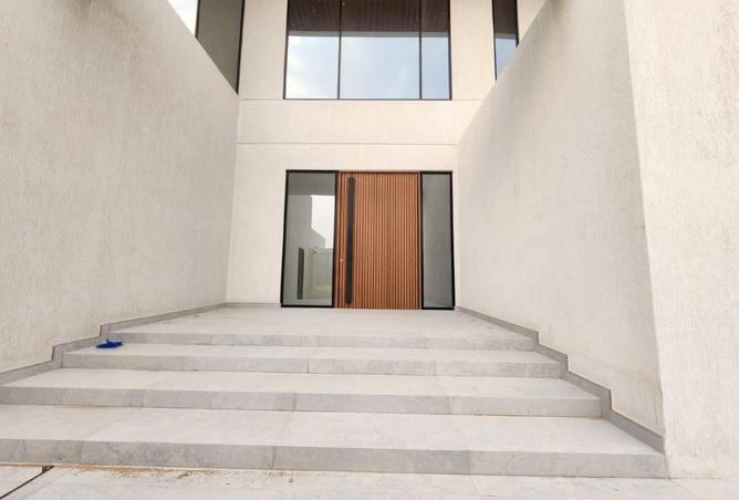 123834485 - Property Image 3