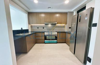 Townhouse - 4 - 3 for rent in Portofino - Damac Lagoons - Dubai