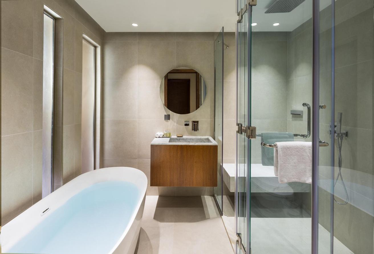 Four Bedroom Sky Penthouse (Duplex) photo 8
