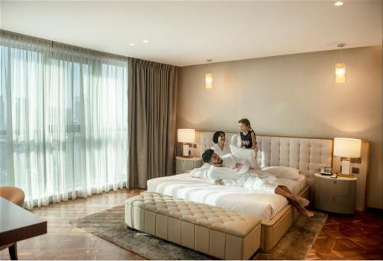 Four Bedroom Sky Penthouse (Duplex) photo 13
