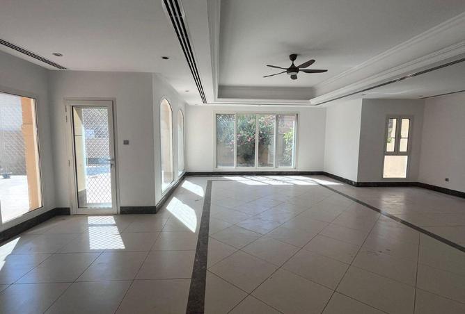 104705365 - Property Image 3
