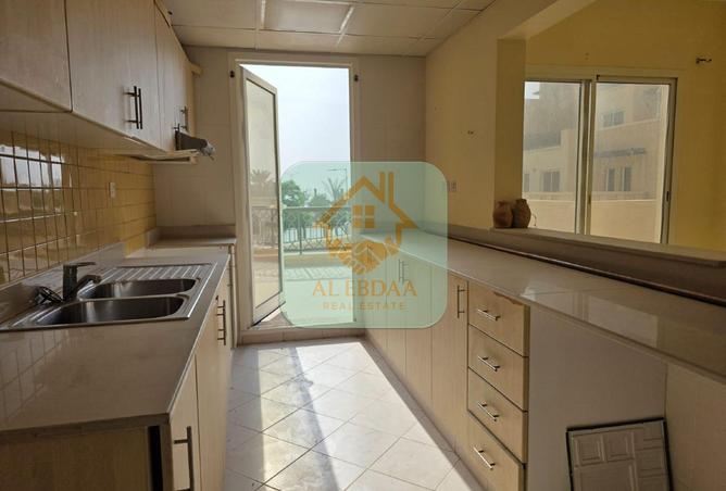 75011942 - Property Image 3