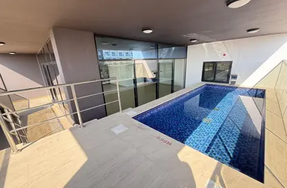 Apartment - 3 Bedrooms - 5 Bathrooms for rent in Wadi Al Safa 2 - Dubai