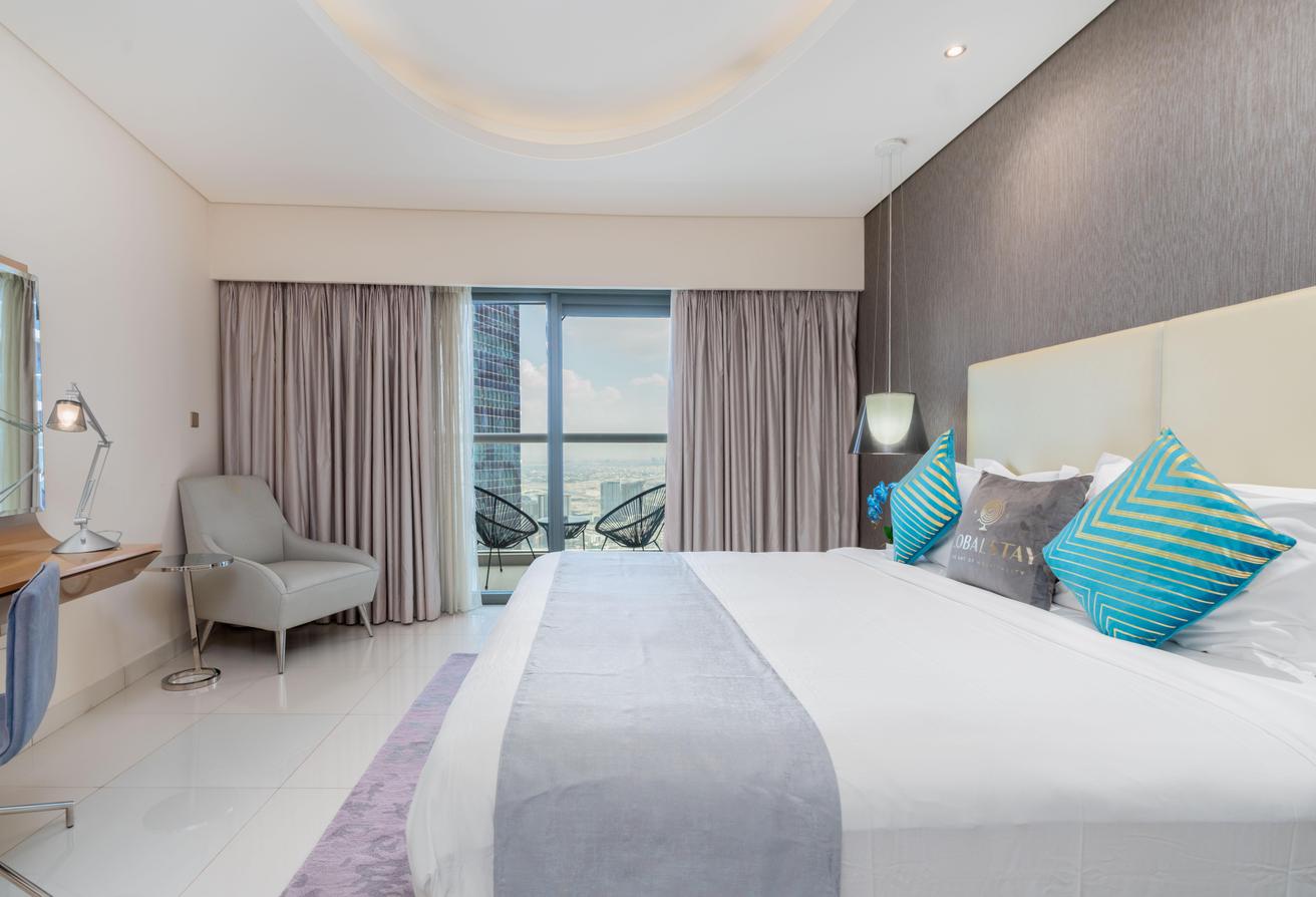 Special Offer 2BR 2BA 64 Floor Apt. Parking photo 21