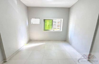 Apartment - 1 - 1 for rent in Saeed Al Alami Building - Al Taawun - Sharjah