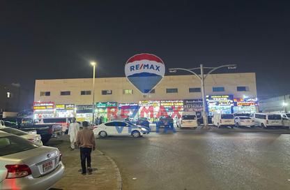 أرض - استوديو - 3 حمامات للبيع في مصفح الصناعية - مصفح - أبوظبي