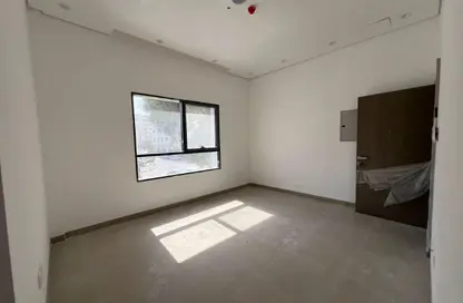 Apartment - 1 Bedroom - 1 Bathroom for rent in Al Qulaya'ah - Al Sharq - Sharjah