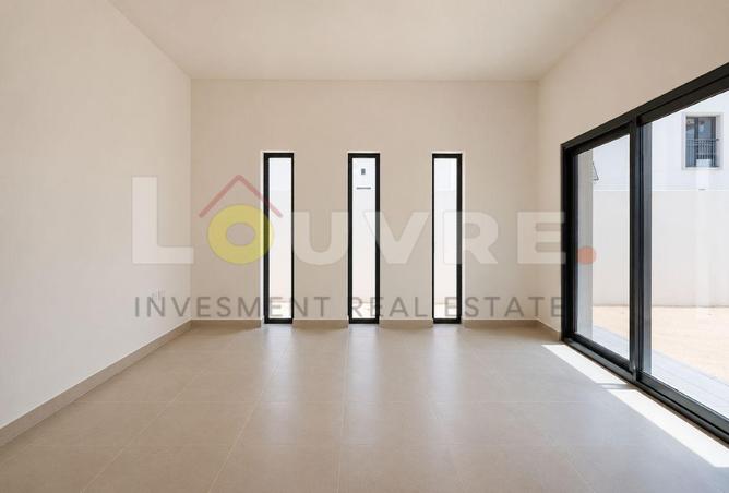 104261548 - Property Image 2