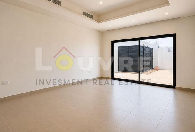 104261548 - Property Image 3