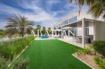 Villa - 5 Bedrooms - 6 Bathrooms for sale in Entertainment Foyer - European Clusters - Jumeirah Islands - Dubai