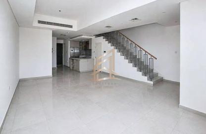 Villa - 4 - 5 for rent in Somerset Mews - District 10 - Jumeirah Village Circle - Dubai Villa - 4 - 5 for rent in Somerset Mews - District 10 - Jumeirah Village Circle - Dubai