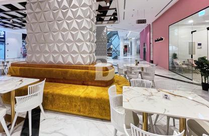 Shop - Studio for rent in Al Hudaiba Mall - Al Hudaiba - Bur Dubai - Dubai
