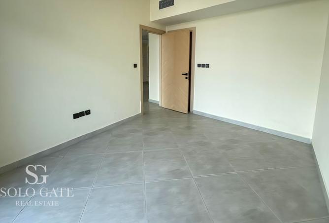 Spacious 2BR | Ready Unit | Binghatti Avenue photo 3