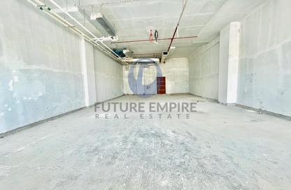 Shop - Studio - 1 Bathroom for rent in Al Garhoud - Dubai