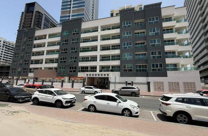 Apartment - 2 Bedrooms - 2 Bathrooms for sale in Marina Park - Dubai Marina - Dubai